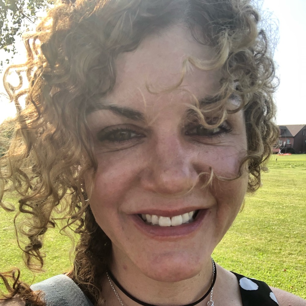 Meet your Posher, Amy